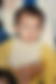 Blurred preview image for donor HUY
